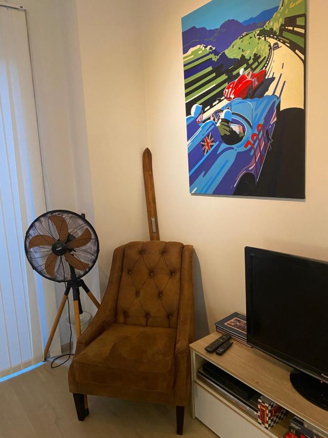 B&B Art And Sleep Antwerp Luaran gambar