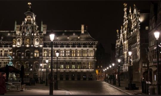 B&B Art And Sleep Antwerp Luaran gambar